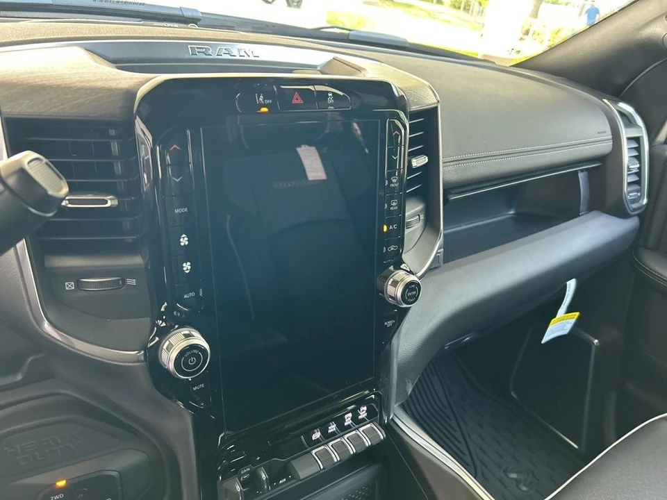 2025 Ram 2500 - Image 7 of 12