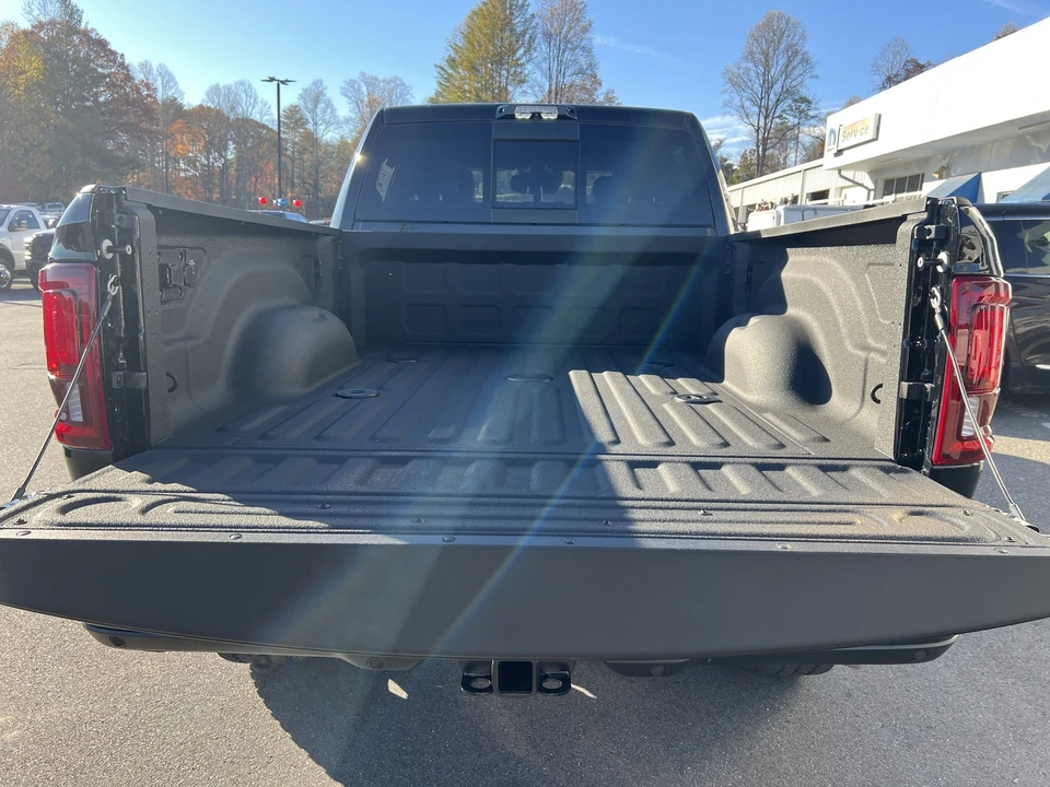 2025 Ram 2500 - Image 12 of 12