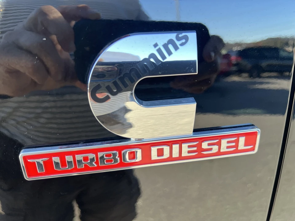 2025 Ram 2500 - Image 8 of 12