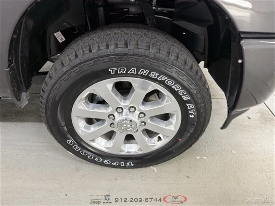 2025 Ram 2500 - Image 4 of 12