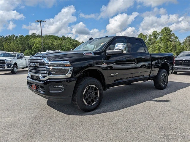 2025 Ram 2500 - Image 8 of 12