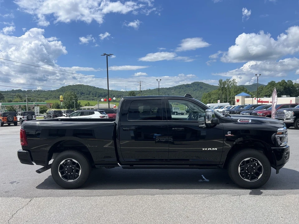 2025 Ram 2500 - Image 4 of 21