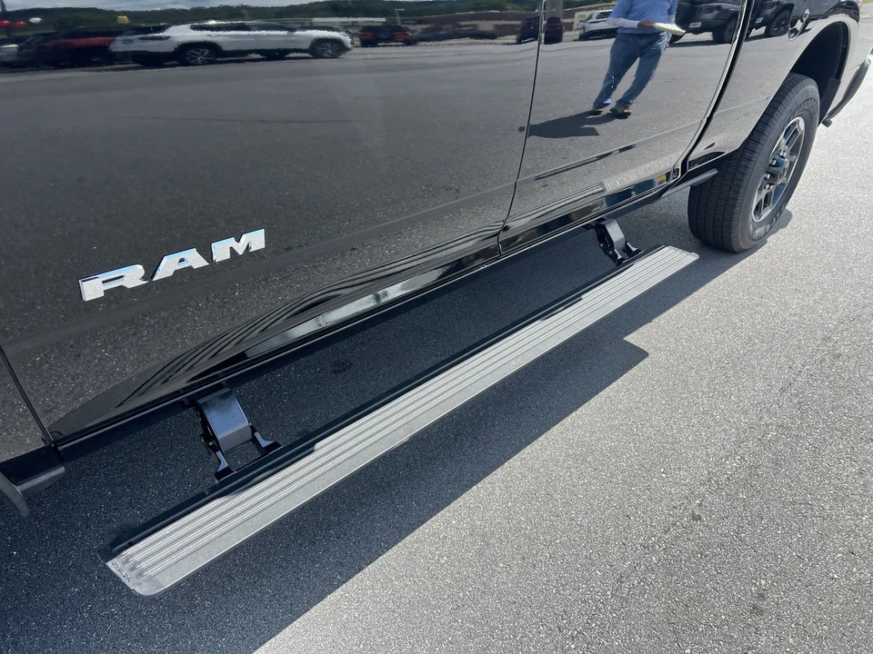 2025 Ram 2500 - Image 21 of 21