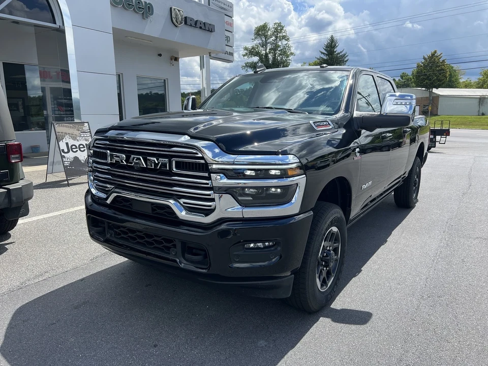 2025 Ram 2500 - Image 6 of 21