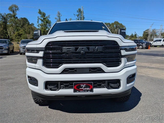 2025 Ram 2500 - Image 9 of 12