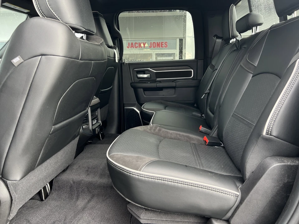 2025 Ram 2500 - Image 11 of 31