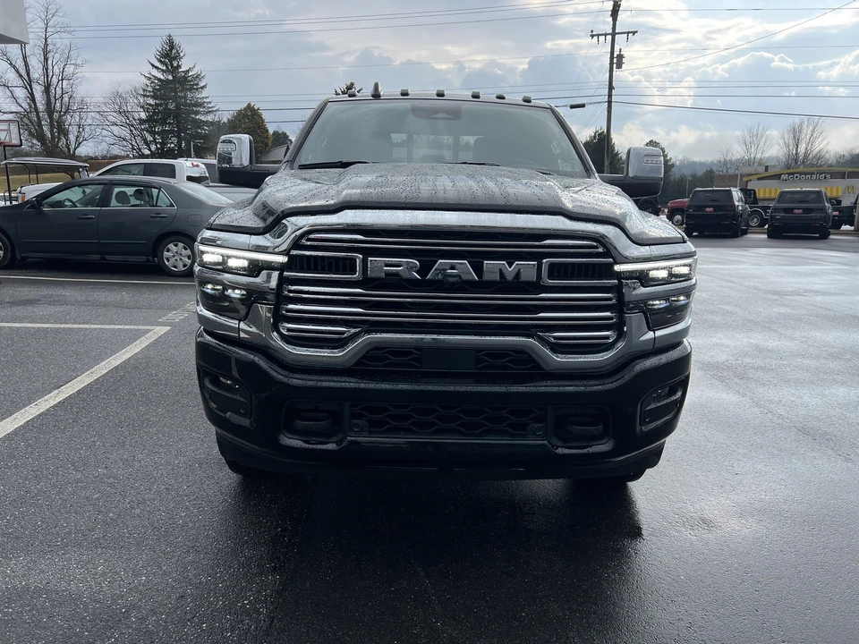2025 Ram 2500 - Image 23 of 31