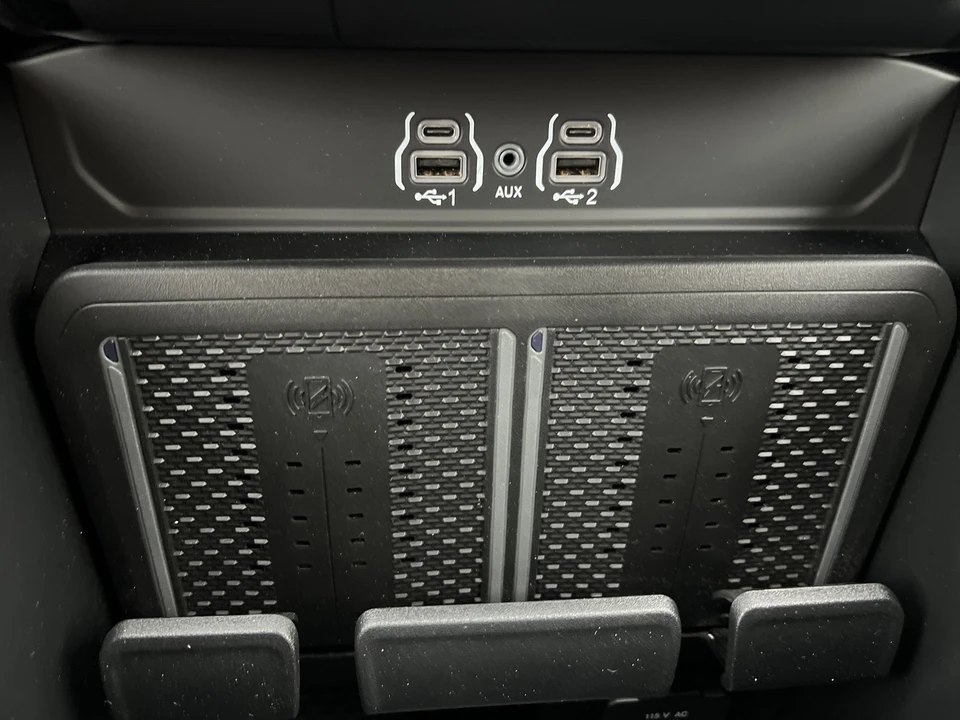 2025 Ram 2500 - Image 30 of 31