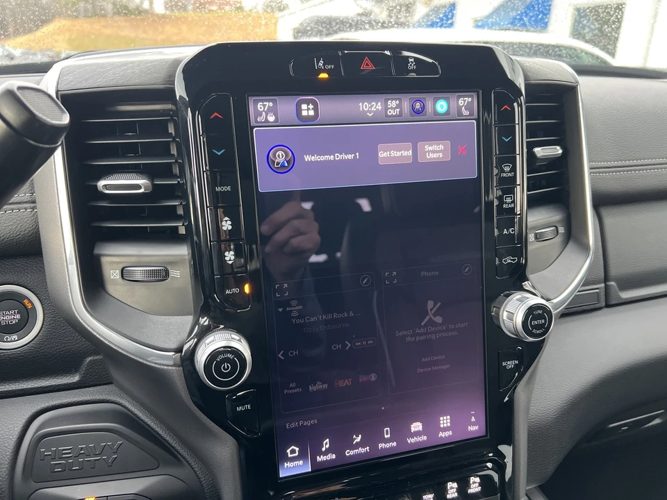 2025 Ram 2500 - Image 25 of 31