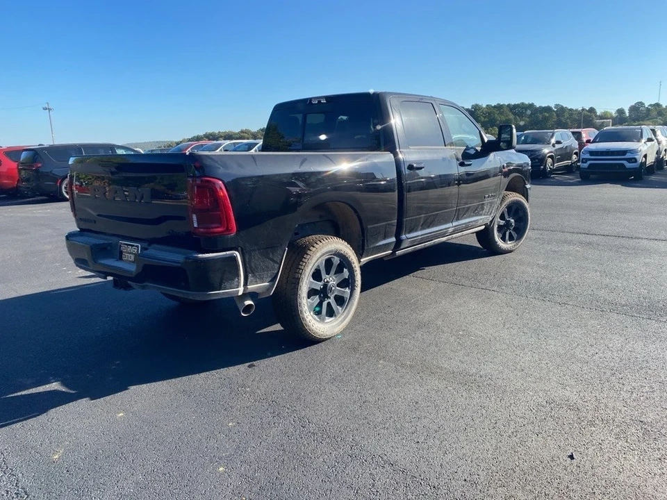 2025 Ram 2500 - Image 5 of 12