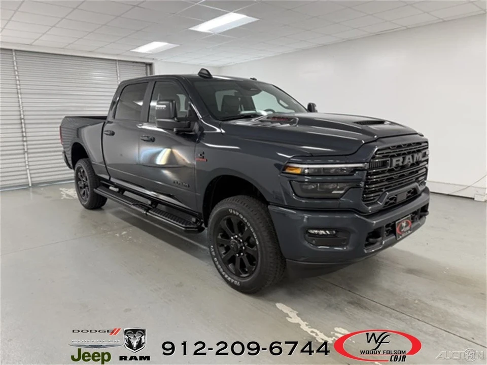 2025 Ram 2500 - Image 3 of 12