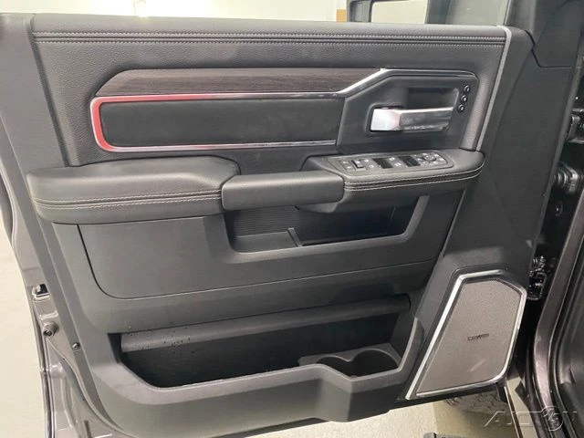 2025 Ram 2500 - Image 11 of 12