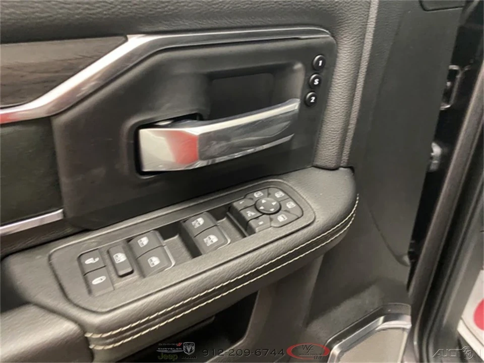 2025 Ram 2500 - Image 10 of 12