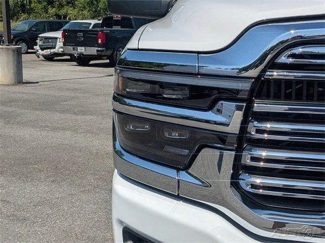 2025 Ram 2500 - Image 10 of 12