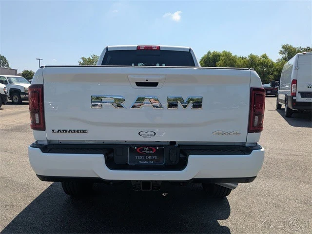2025 Ram 2500 - Image 5 of 12