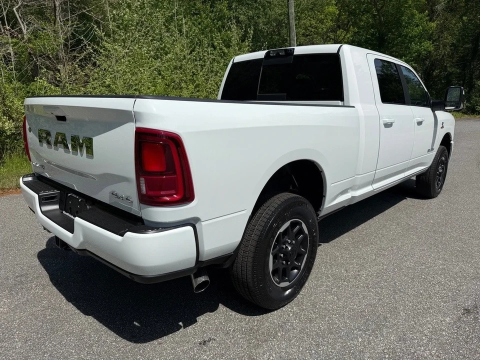 2025 Ram 2500 - Image 7 of 12