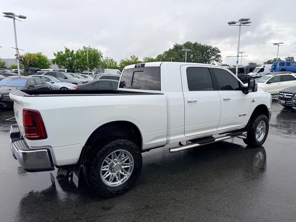 2025 Ram 2500 - Image 5 of 7