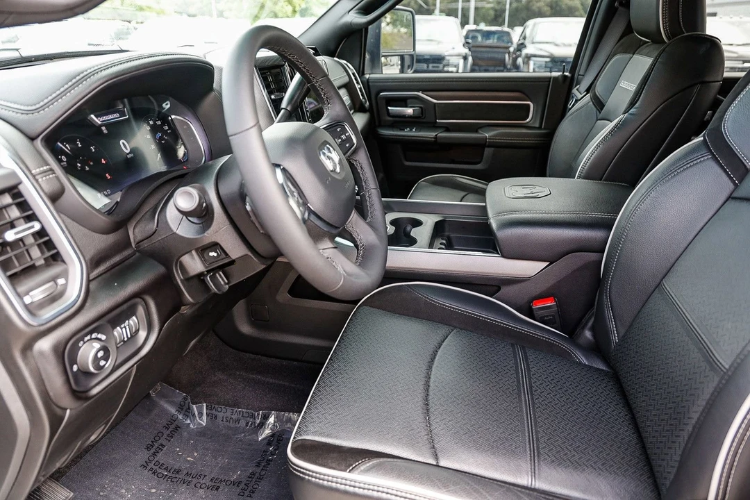 2025 Ram 2500 - Image 18 of 31