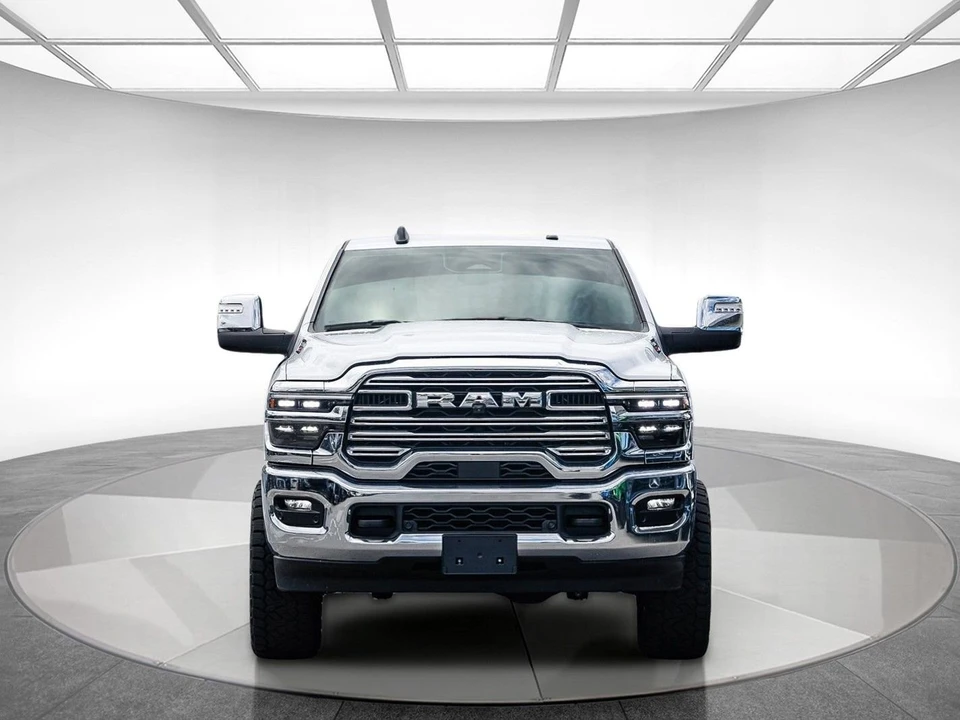 2025 Ram 2500 - Image 6 of 31
