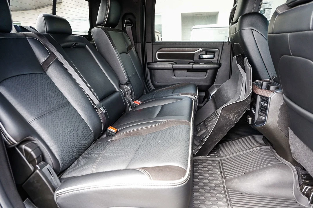 2025 Ram 2500 - Image 17 of 31