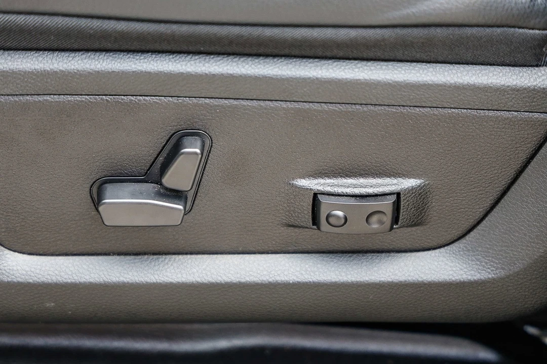 2025 Ram 2500 - Image 21 of 31
