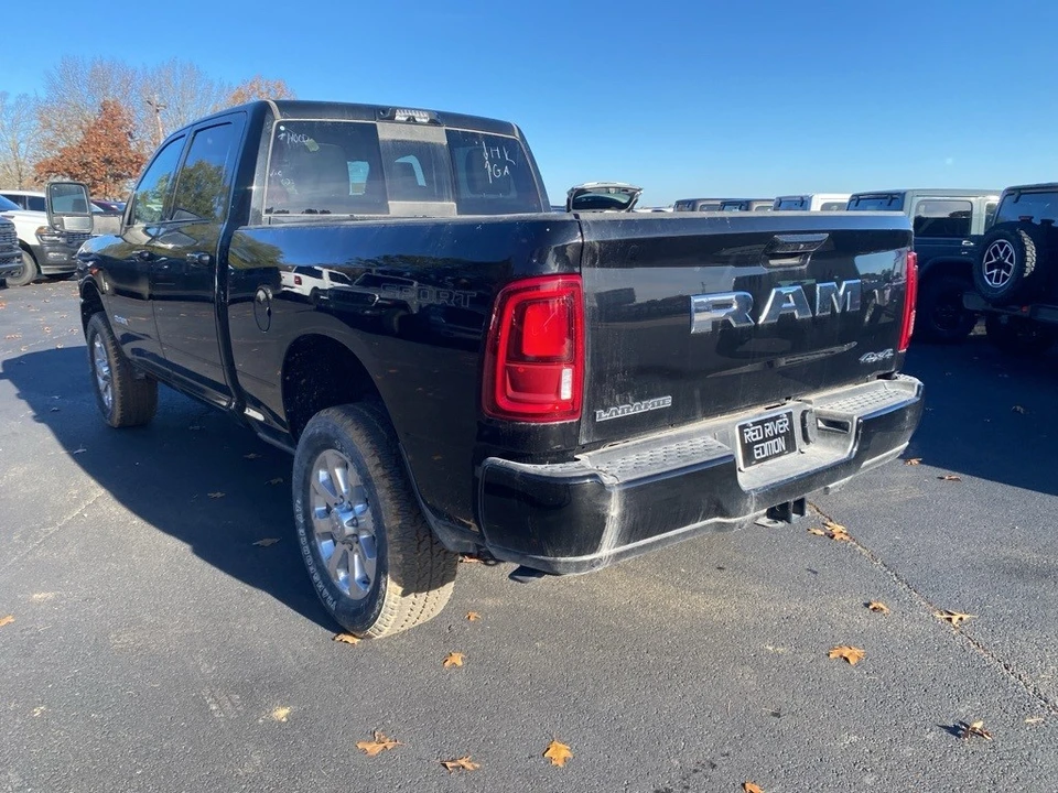 2025 Ram 2500 - Image 7 of 12