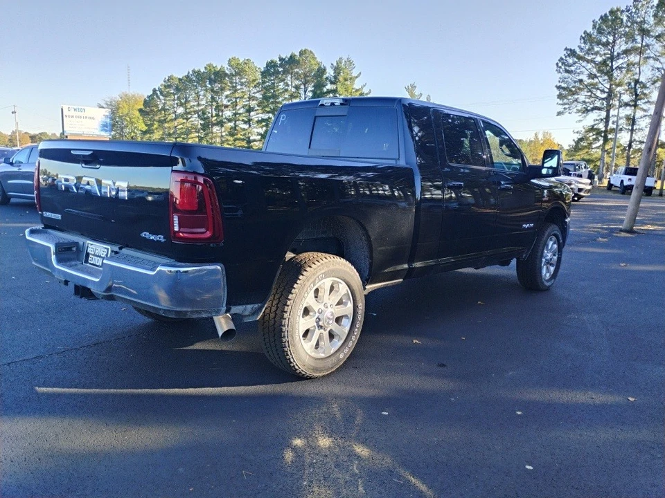 2025 Ram 2500 - Image 5 of 12
