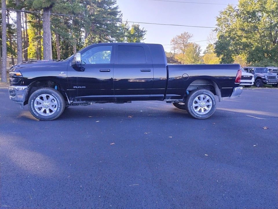 2025 Ram 2500 - Image 8 of 12