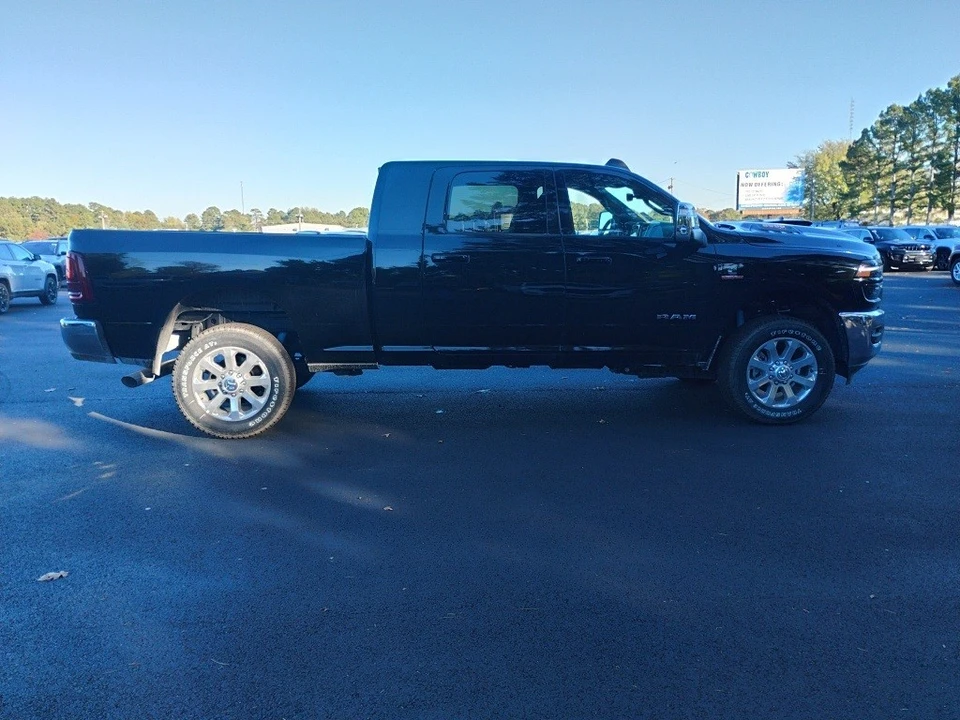 2025 Ram 2500 - Image 4 of 12