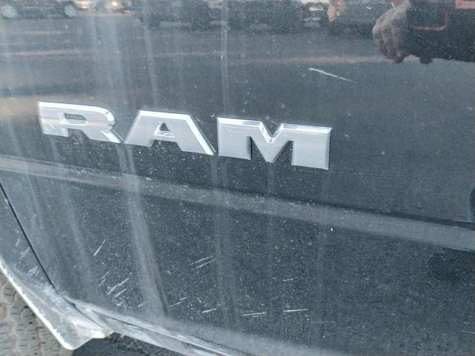 2025 Ram 2500 - Image 10 of 12