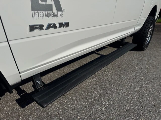 2025 Ram 2500 - Image 14 of 31