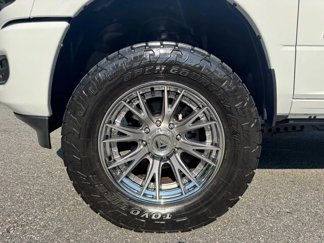2025 Ram 2500 - Image 11 of 31