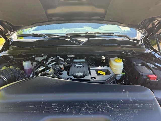 2025 Ram 2500 - Image 12 of 31