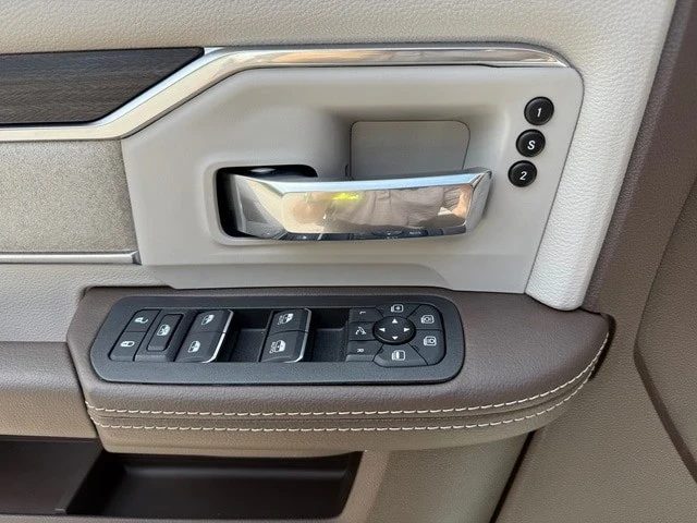2025 Ram 2500 - Image 15 of 21