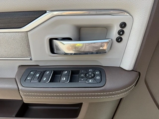 2025 Ram 2500 - Image 15 of 21