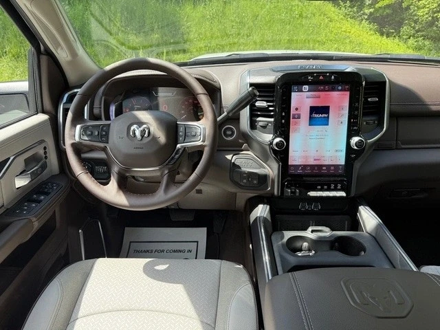 2025 Ram 2500 - Image 13 of 21