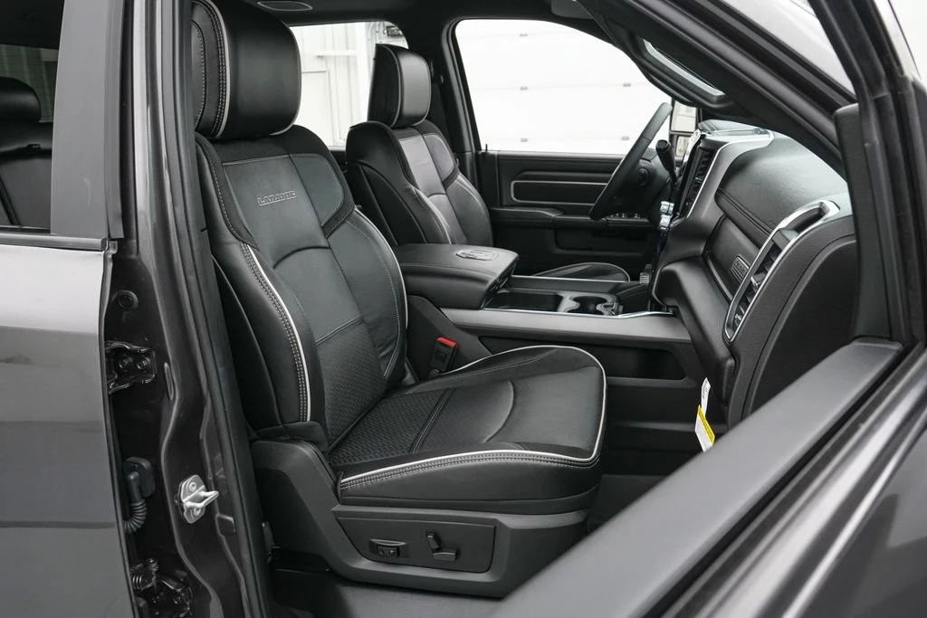 2025 Ram 2500 - Image 21 of 28