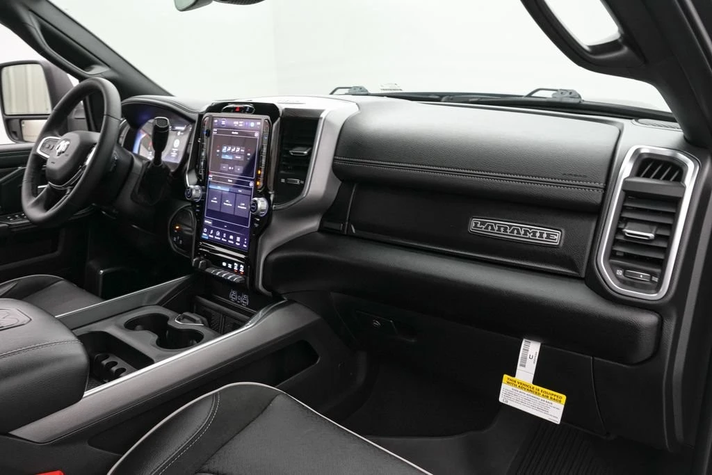 2025 Ram 2500 - Image 22 of 28