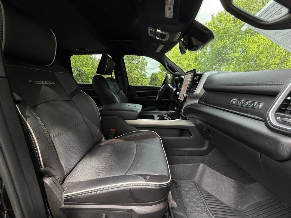 2025 Ram 2500 - Image 24 of 31