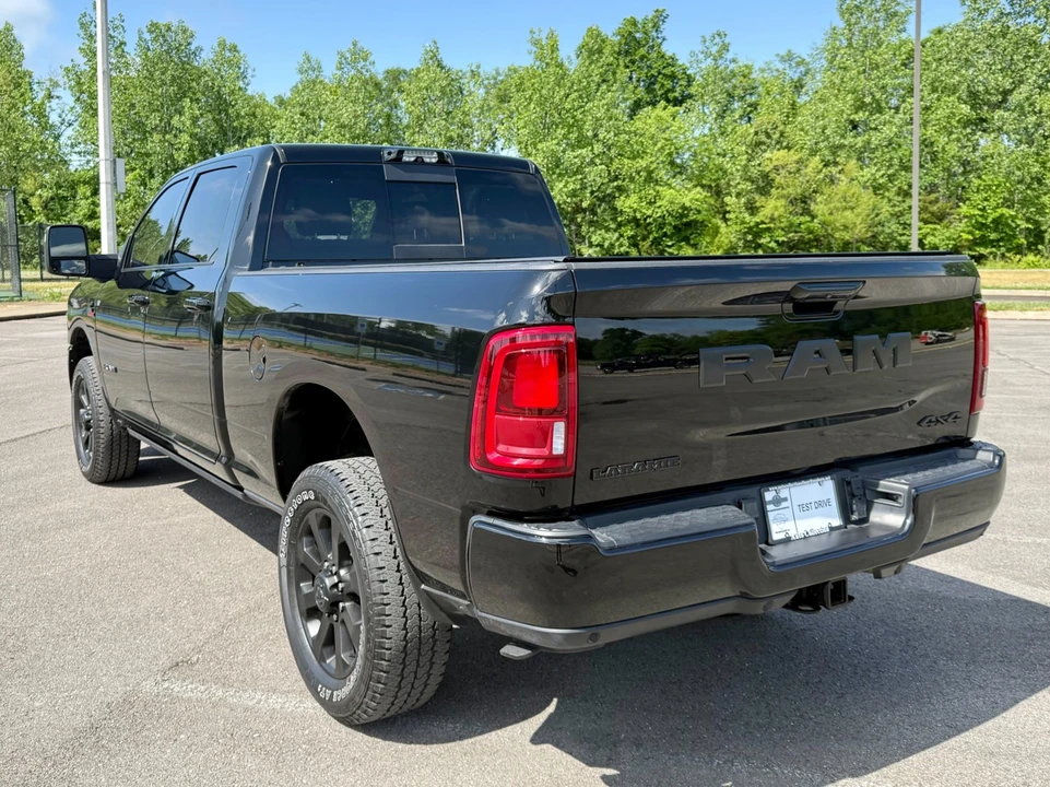 2025 Ram 2500 - Image 4 of 31
