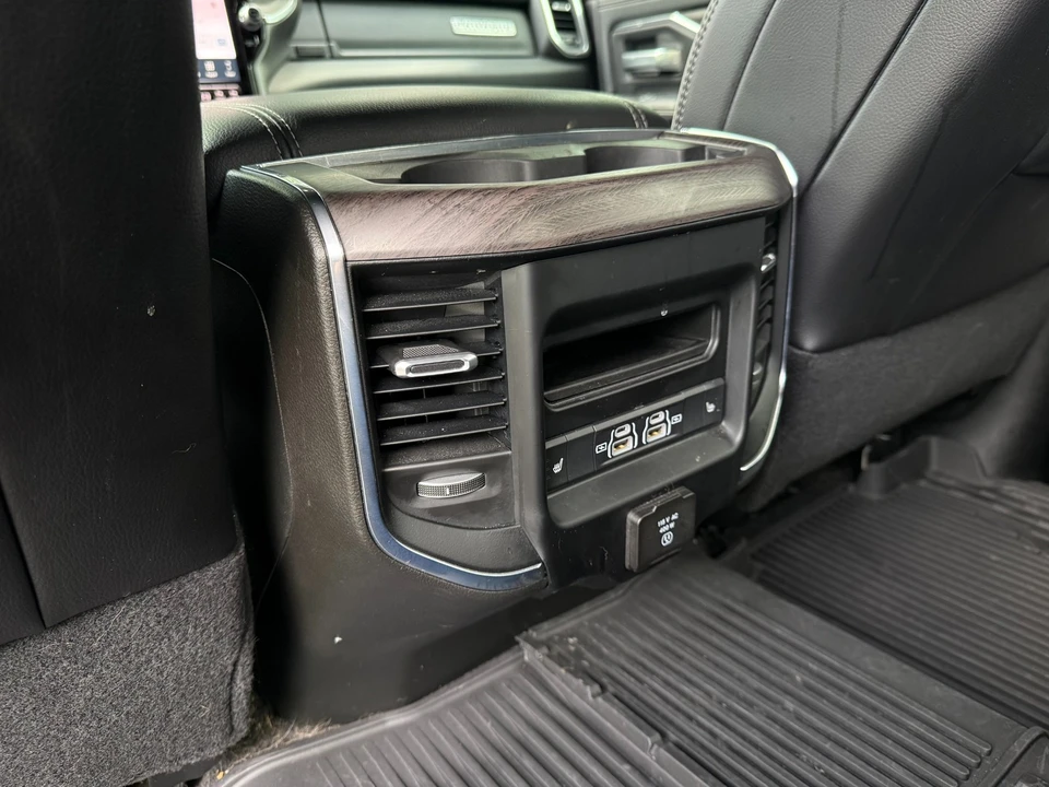 2025 Ram 2500 - Image 18 of 31