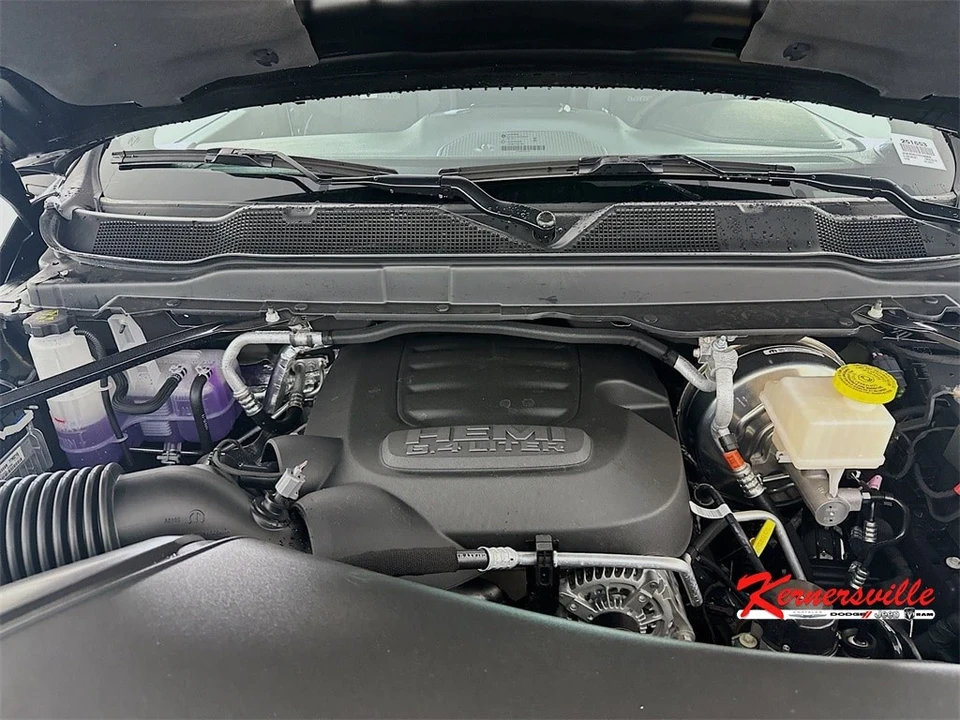2025 Ram 2500 - Image 18 of 21