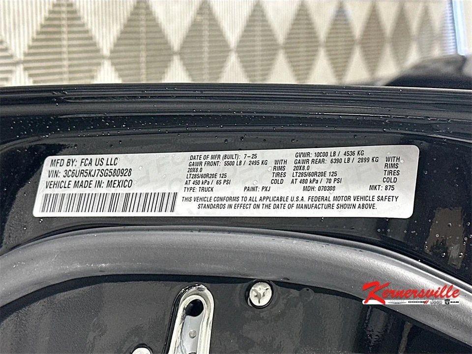 2025 Ram 2500 - Image 19 of 21