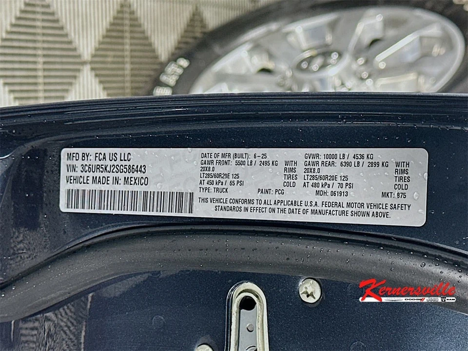 2025 Ram 2500 - Image 19 of 21