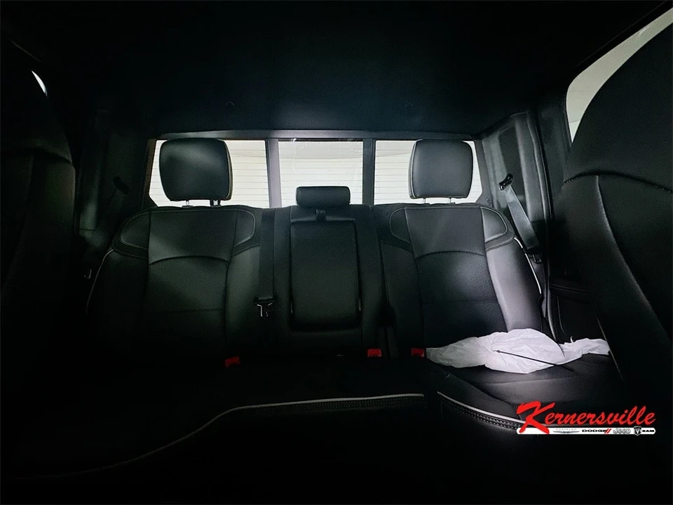2025 Ram 2500 - Image 10 of 21