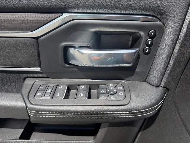 2025 Ram 2500 - Image 15 of 21