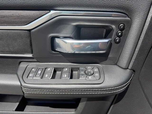 2025 Ram 2500 - Image 15 of 21