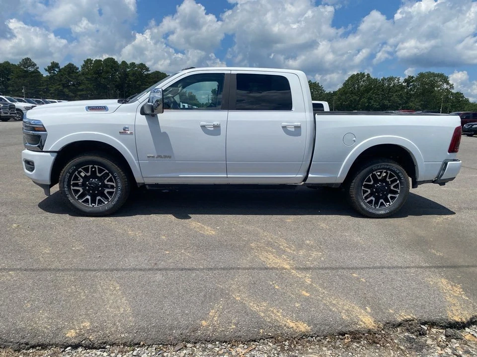 2025 Ram 2500 - Image 8 of 12