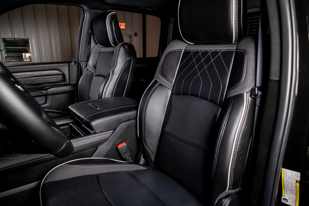 2025 Ram 2500 - Image 5 of 12