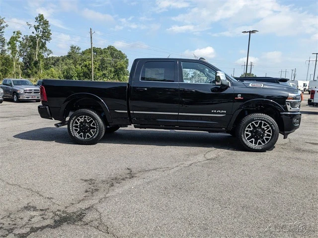 2025 Ram 2500 - Image 3 of 12